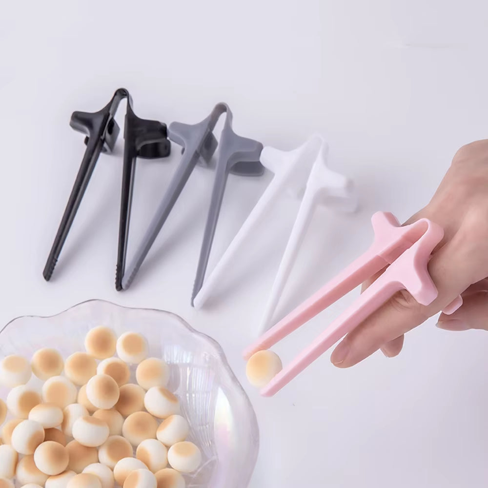 1Pc Finger Chopsticks Game Player Snack Chopstick Holder Plastic Game Finger Cover Game Controller Training Learning Chopsticks